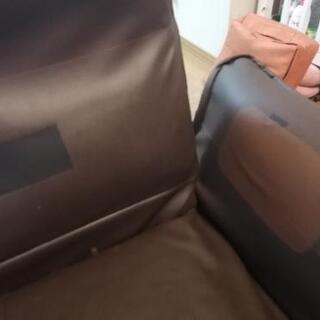 二人かけリクライニングソファーの画像