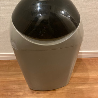 オムツポットの画像