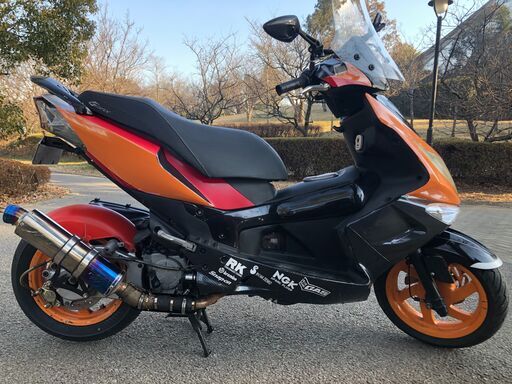 【値下げしました】PGO G-MAX125 限定SP仕様 前後ブレンボ カスタム車 REPSOLカーボンラッピング【爆速】TIGRA PCX シグナス N-MAX SYM KYMCO