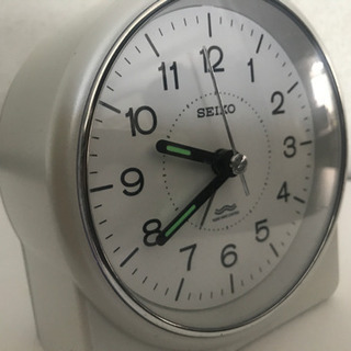 セイコー(SEIKO) 目覚まし時計 電波時計 (KR324W)の画像