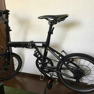 美品　20インチ8段変速折りたたみ自転車　