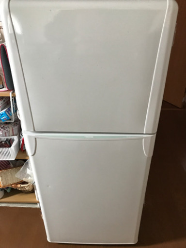 (3月26日まで受付)TOSHIBA 冷蔵庫　(単身用)