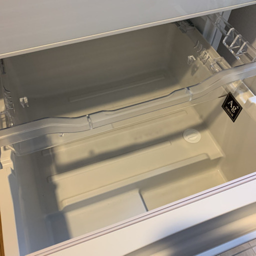 TOSHIBA ベジータ　野菜室真ん中