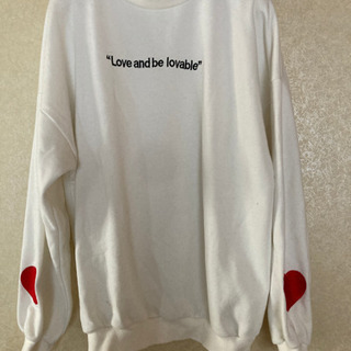 袖のハートがカワイイ