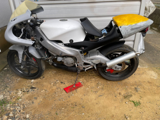 アプリリア 125RS