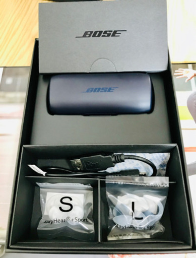 お値下げ! BOSE ボーズ Soundsport free wireless (美品！未使用に近い)