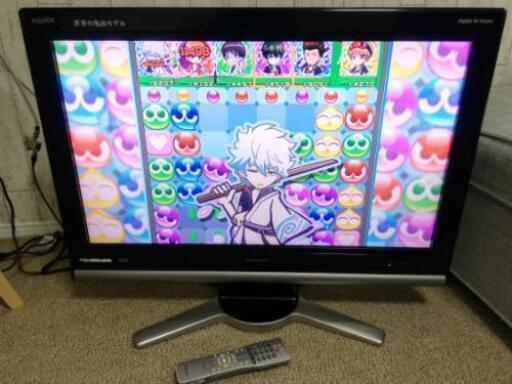 シャープ　32インチ液晶テレビ