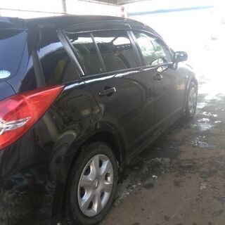日産ティーダ