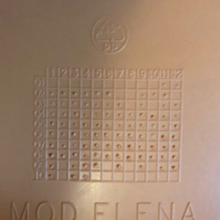 MOD ELENAスタッキングチェアの画像