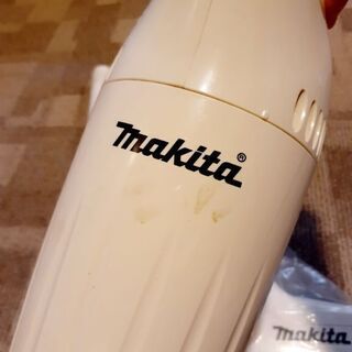 マキタコードレスクリーナー　CL100DWの画像