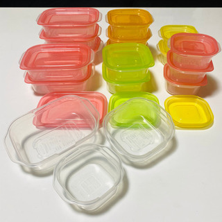 日本製　タッパー　ミニ　離乳食用　小分けに　まとめ売り　18個　電子レンジ対応の画像