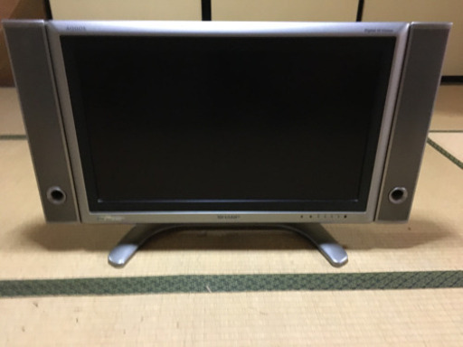 AQUOS 26インチ　テレビ　24日に引取出来る方、値引きします