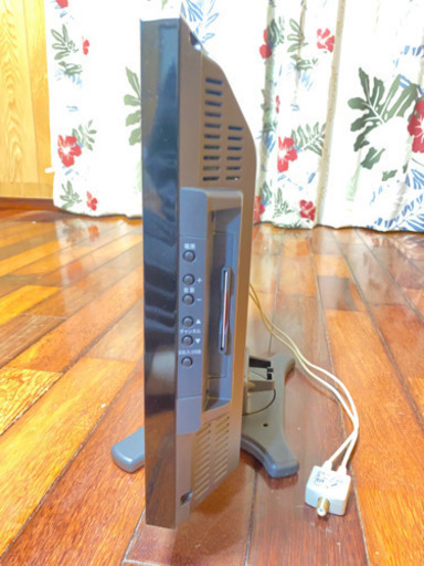 【中古・値引可】液晶テレビ Uniden TL19DX3(B) 12年製