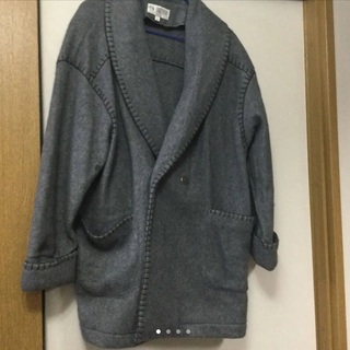 肩パッド入り　ジャケットの画像