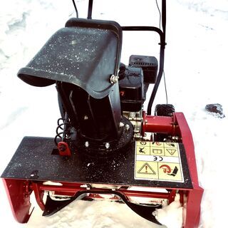 家庭用　LONCIN 除雪機  ガソリン リコイル始動　Household LONCIN snowplow gasoline recoil startの画像