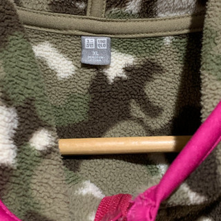 UNIQLO フリース　XLの画像