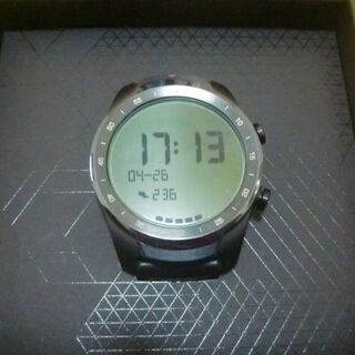 TicWatch Pro（黒）2018　箱・充電器・取説 付属の画像