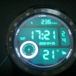 TicWatch Pro（黒）2018　箱・充電器・取説 付属の画像
