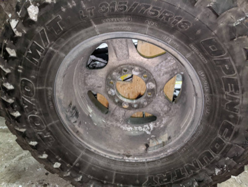 ランドクルーザータイヤ中古