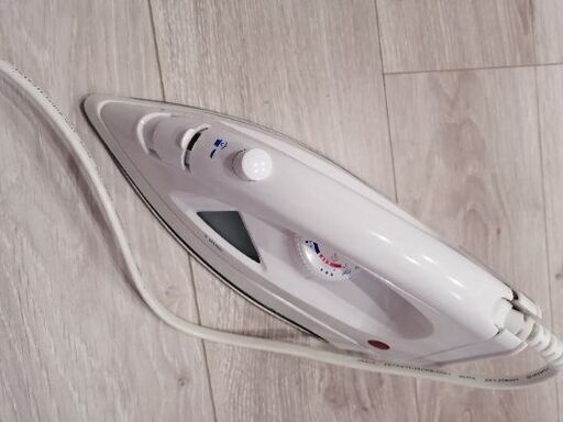 【美品】スチームアイロン