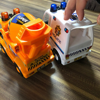 子ども用おもちゃ（車）