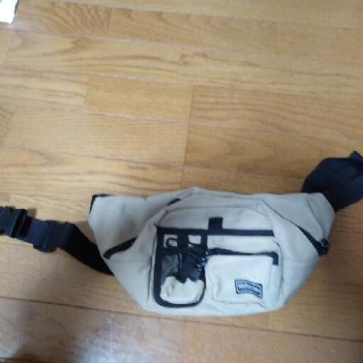 Outdoor製ウエストバック