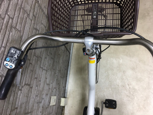 東京23区配達無料　新基準　ヤマハ　ナチュラ　6.6Ah リチウム 電動自転車 中古 ■26インチ