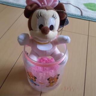 ガラスケース(ミニー入り)の画像