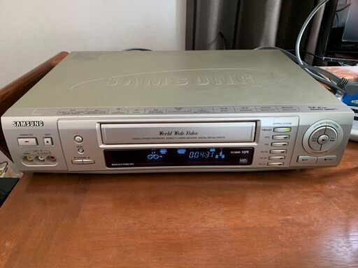 SV-5000WマルチシステムVHS/S-VHS SQPBビデオデッキ（PAL、SECAM、NTSC）一部不具合有り