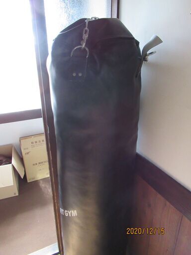 スタンド式サンドバッグ