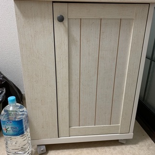 キッチンワゴンの画像