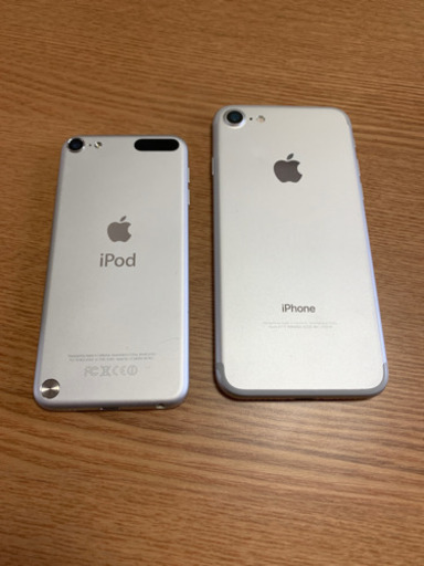 iPhone7シルバー　　iPod touchシルバー付き　スマホ