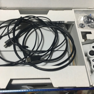 すぐ遊べる中古品　PlayStation4 CUH-1100A ...