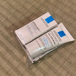 【引越し前整理中】ラロッシュポゼサンプルキットの画像