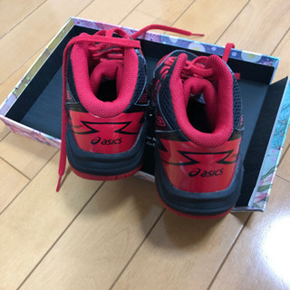 21cm バスケシューズ&シューズケース　asicsの画像