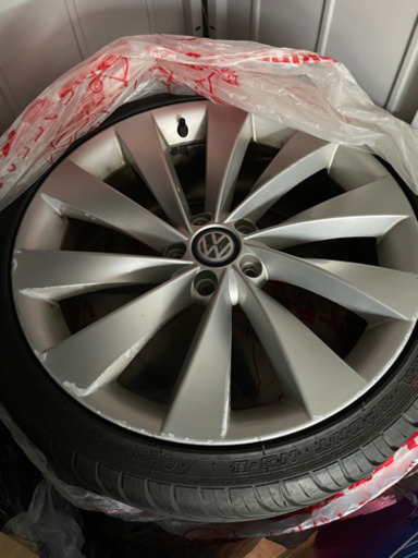 送料込み　フォルクスワーゲン　19インチ　普通タイヤ
