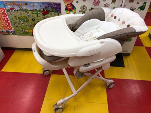 コンビ　combi　ネムリラオートスウィング　電動ハイローチェア　ベビーラック　新生児～４歳頃