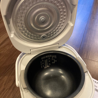 シャープ　炊飯器　3合炊きの画像