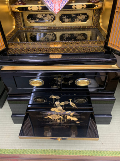 新品未使用　店舗展示品　仏壇　西本願寺　大阪型　蒔絵　細密彫刻　
