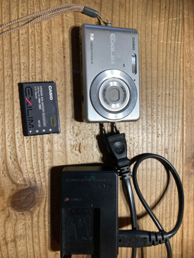 ＣＡＳＩＯ    Exilim  7.2   デジカメ