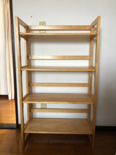 商談中　畳めるシェルフ