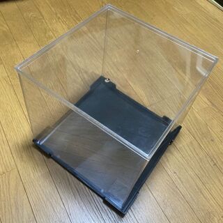 かしばこ商店 透明フィギュアケース　組立式 W320×D320×320mm ディスプレイケースの画像