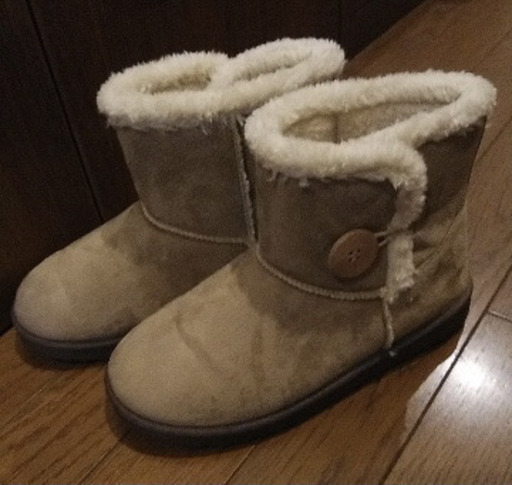 新品⭐️ムートン風ショートブーツ（薄茶）