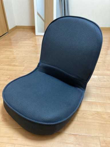 コンパクト座椅子