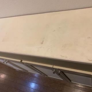 白いキャビネット【無料】の画像