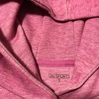 GU レディースパーカーの画像