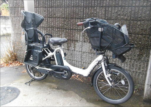 ★★　子供２乗せ仕様！【ヤマハＰＡＳ　ｋｉｓｓ　ｍｉｎｉ】　前後チャイルドシート装備！　高容量８．７Ａｈリチウムイオンバッテリー搭載！　お届けいたします！　★★