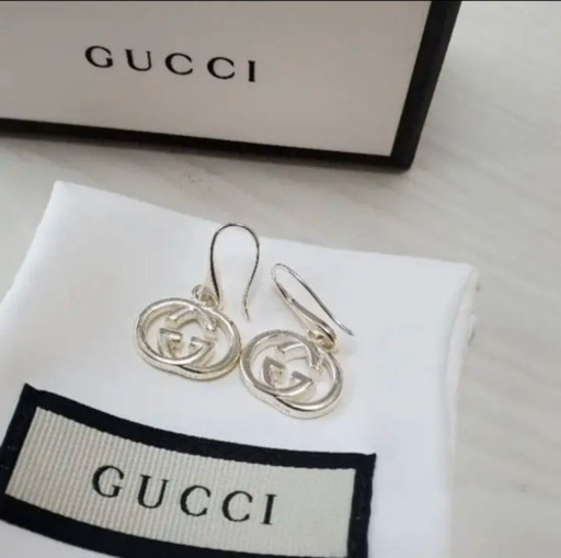 GUCCI ピアス