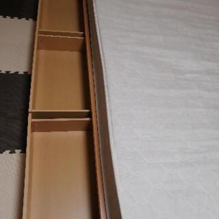ダブルベッド　照明·コンセント·引出し付の画像