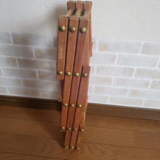 木製ワインラックの画像